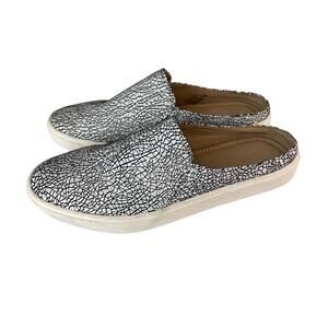 LOGO By Lori Goldstein Womens Diane Slip-On Shoes US 5.5M White/Navy Printed